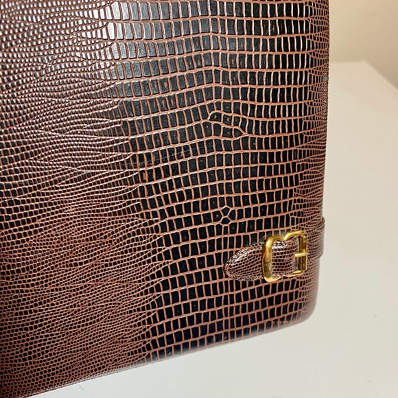 Vintage Faux Alligator Handbag - Picture 6 of 7